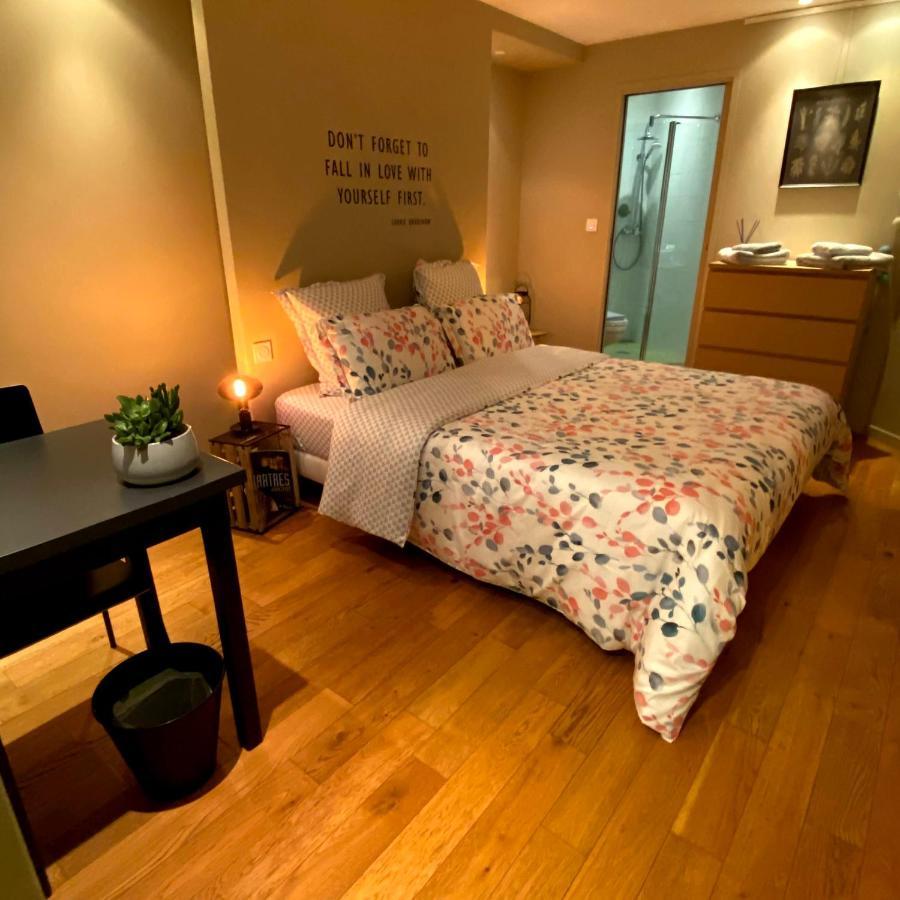 Luisant Au 10 Bed & Breakfast B&B 외부 사진