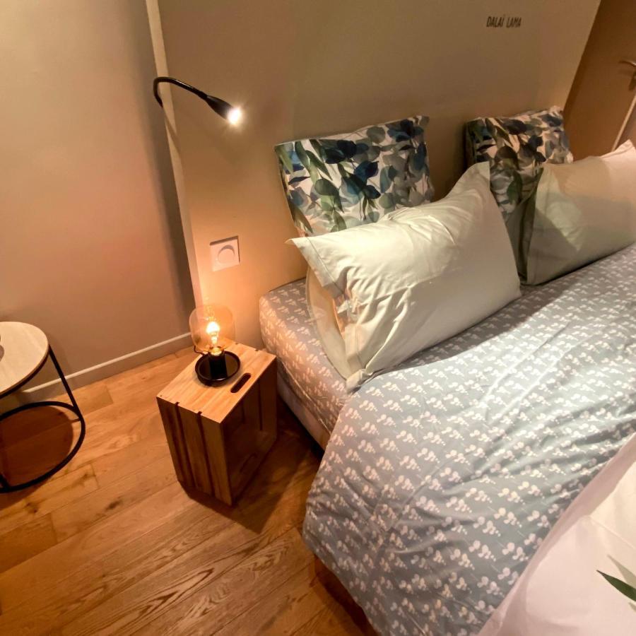 Au 10 Bed & Breakfast Luisant 외부 사진