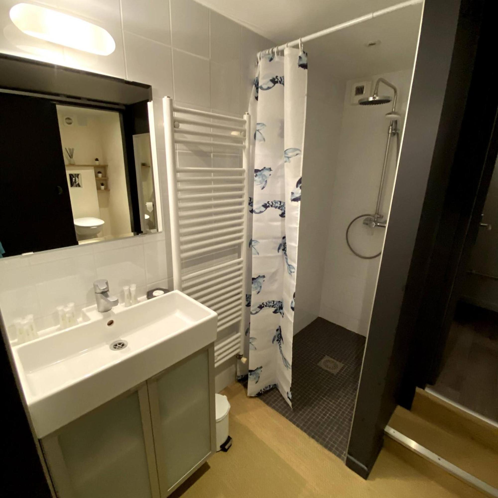 Au 10 Bed & Breakfast Luisant 객실 사진