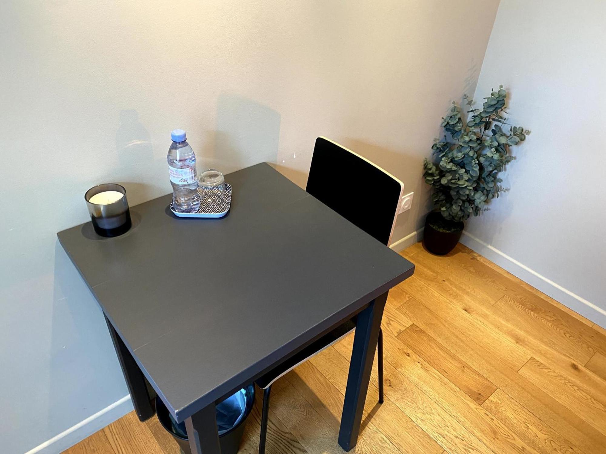 Au 10 Bed & Breakfast Luisant 객실 사진